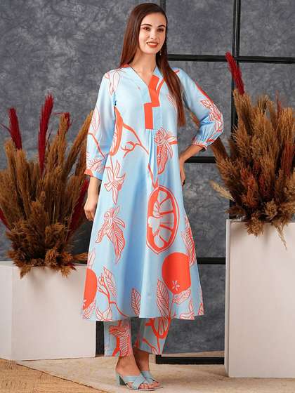 GoSriKi Women Printed Kurta with Trousers