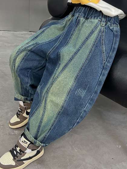 StyleCast x Revolte
                      Boys Boyfriend Fit Light Fade Stretchable Jeans