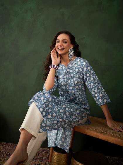 Sangria Printed Straight Kurtas