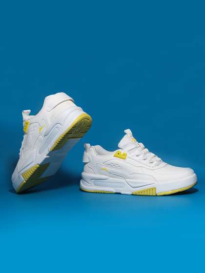 JQR Men SIGNATURE
                          Color Blocked Sneaker