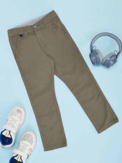 Pantaloons Junior Solid
                    Boys Mid-Rise Cotton Trousers
