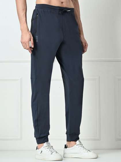 Bildos Men Solid Mid-Rise Trackpants