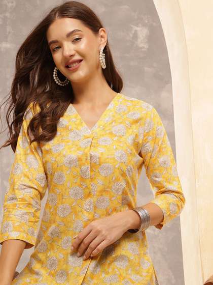 Anouk Rustic Women Floral Printed V-Neck Cotton Top