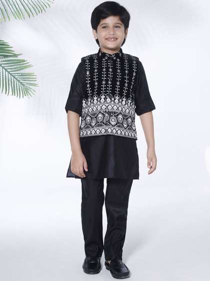 Ministitch Boys Ethnic
                    Motifs Embroidered Regular Velvet Straight Kurta
                    with Trousers