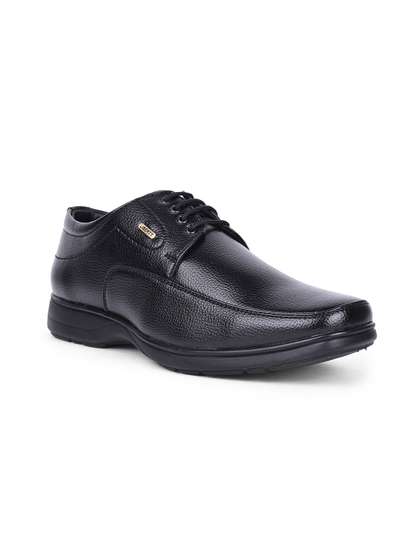 LIBERTY HOL 131E
                          Men Solid Formal Derby Shoes