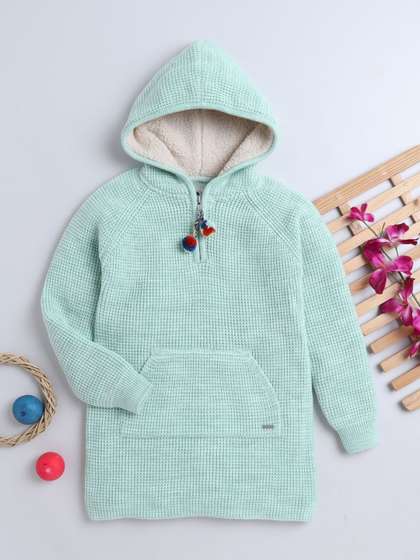 Yellow Apple Girls Self
                    Design Woollen Longline Pullover Sweater