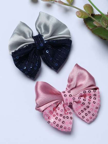 FUNKRAFTS Girls Set of 2
                    Embellished Sequence Bow Alligator Hair Clips