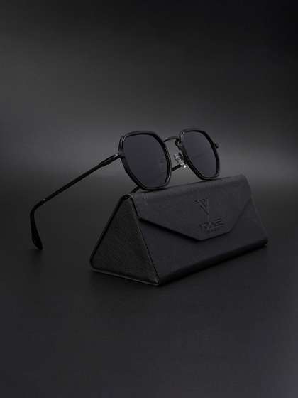 Voyage Adults
                          Square Sunglasses with Polarised and UV
                          Protected Lens 3410PMG5851-Black