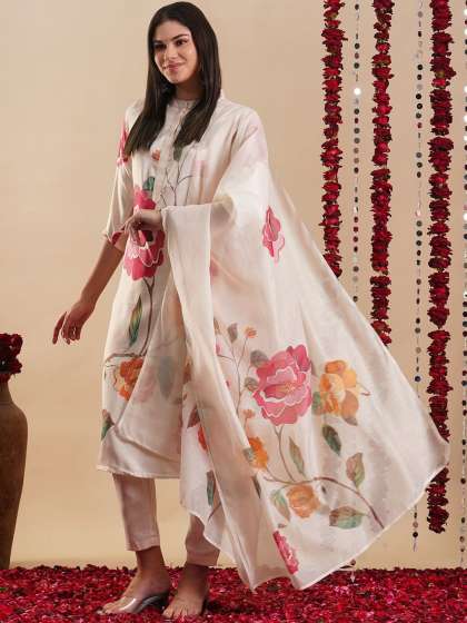 GoSriKi Floral Printed Regular Straight Kurta with Trousers & Dupatta