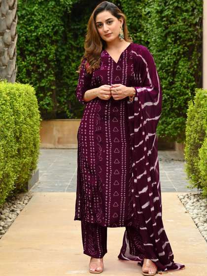 GoSriKi Bandhani Printed Kurta Set