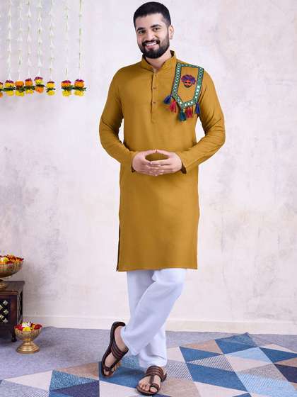 SHUBHVASTRA Embroidered Straight Kurta