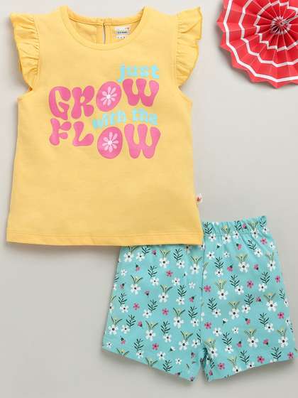 BUMZEE Girls
                      Typographic Printed T-shirt with Shorts