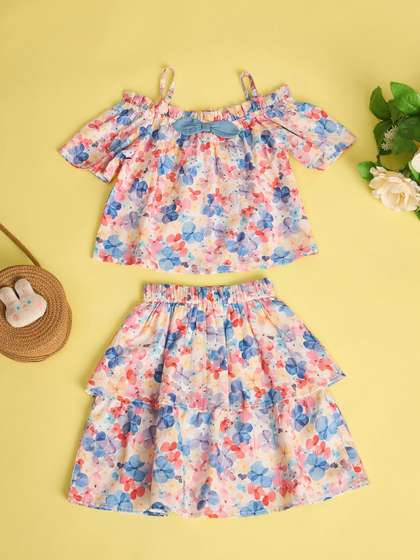 StyloBug Girls
                            Printed Shoulder Straps Top With Skirt