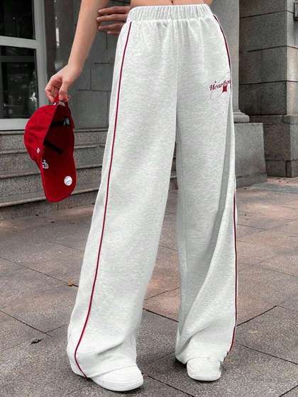 The Roadster
                        Lifestyle Co Printed Mid-Rise Loose Fit
                        Parachute Trousers