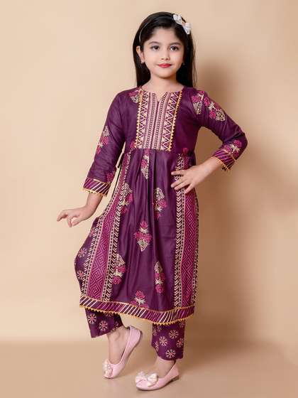 BARKAT DESIGNING PLANET
                    Girls Printed Calf Length Kurta Set
