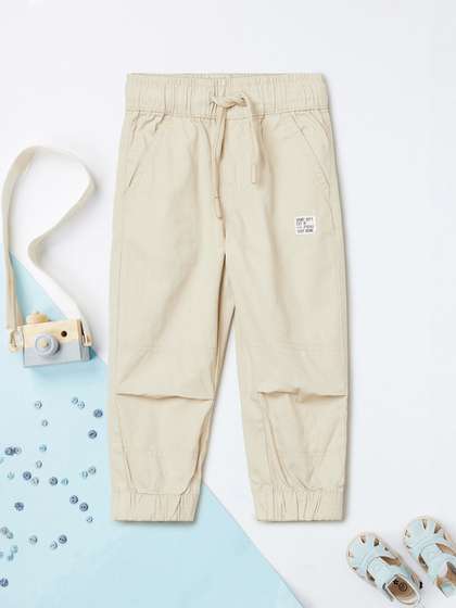 max Boys Solid Regular
                    Fit Mid Rise Joggers Trousers
