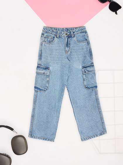 Pantaloons Junior Boy's
                    Relaxed Fit Mid-Rise Cotton Heavy Fade Jeans