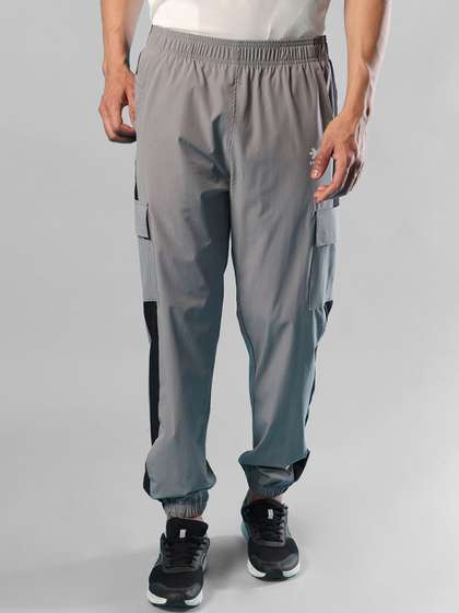 HRX by Hrithik Roshan Men Colourblocked Mid-Rise Cargo Joggers
