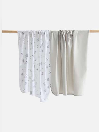 Juniors by Babyshop
                    Infants Set Of 2 Printed Blanket