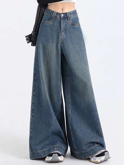 StyleCast x Revolte
                        Women Flared Light Fade Jeans