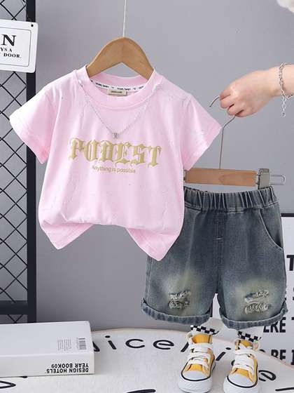 INCLUD Boys Printed
                    T-shirt with Shorts