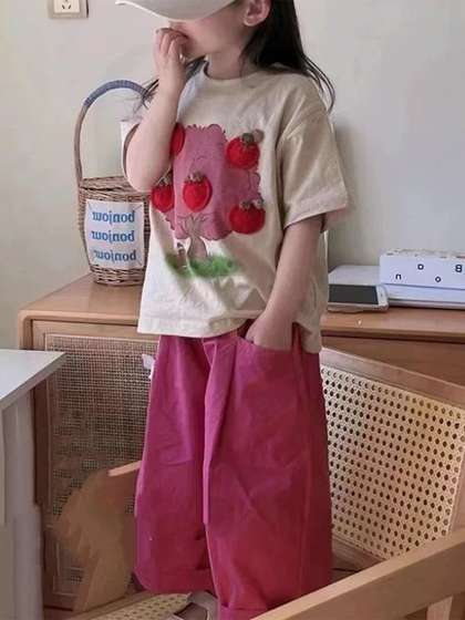 StyleCast x Revolte
                        Girls Floral Printed Pure Cotton Top With
                        Trousers
