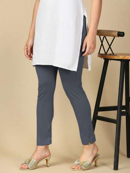PYNK Women
                            Mid-Rise Ankle-Length Leggings