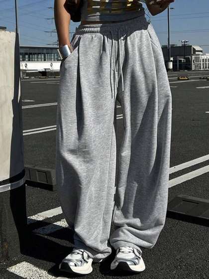 The Roadster
                        Lifestyle Co. Women Loose Fit High-Rise Cargo
                        Trousers