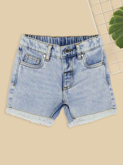 Pantaloons Junior
                      Girls Denim Mid-Rise Regular Fit Shorts