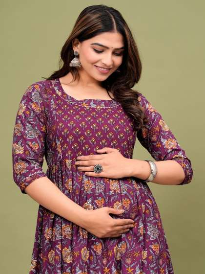 Style Heaven
                          Floral Printed Pure Cotton Maternity Anarkali
                          Kurti