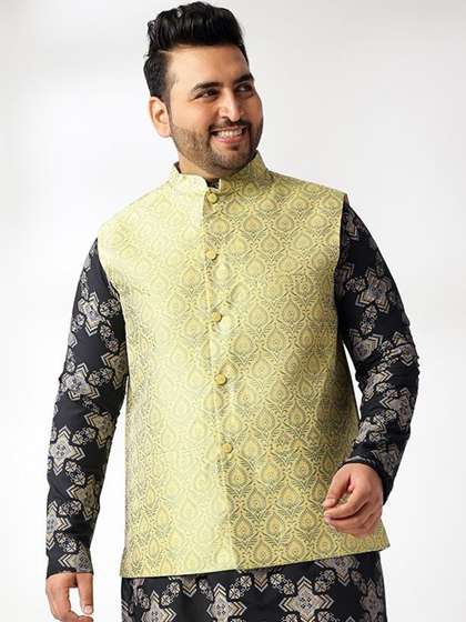 SOJANYA PLUS Men
                      Paisley Motifs Printed Nehru Jacket