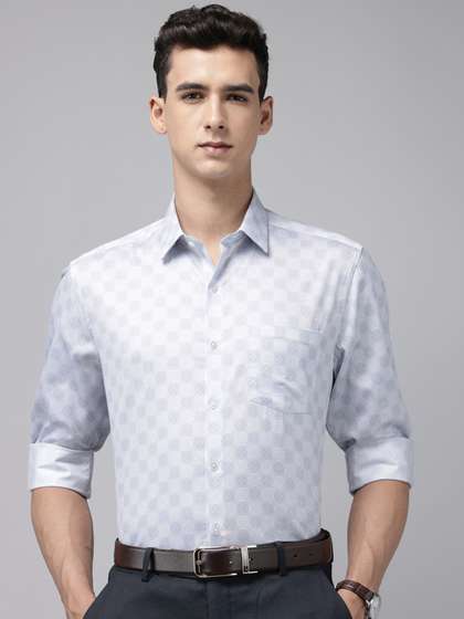 Arrow Pure Cotton
                        Manhattan Slim Fit Ethnic Motifs Printed Formal
                        Shirt