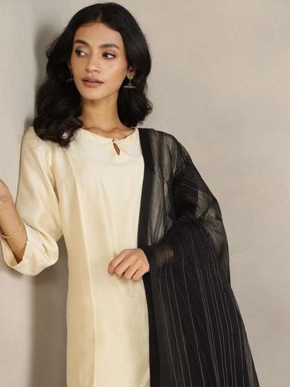 Fabindia Striped
                          Cotton Silk Dupatta