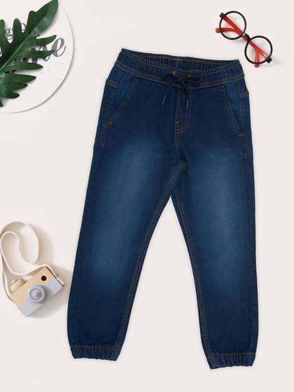 Pantaloons Junior Boys
                    Regular Fit Mid-Rise Light Fade Jeans