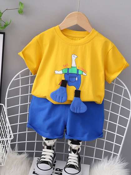 Googo Gaaga Boys Printed
                    Short Sleeves T-shirt With Shorts