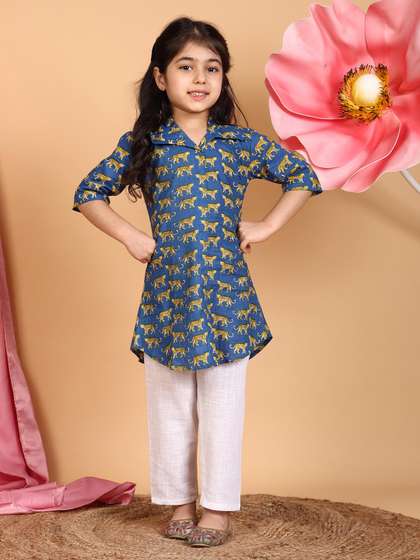 Sangria Girls Tiger
                      Printed Shirt Collar Pure Cotton Straight Kurta
                      With Trouser