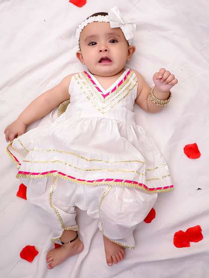 BownBee Kids
                        Embroidered Gotta Patti Pure Cotton Kurta &
                        Dhoti Pants
