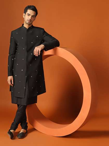 KISAH Men
                        Embellished Mandarin Collar Indowestern Sherwani
                        Set