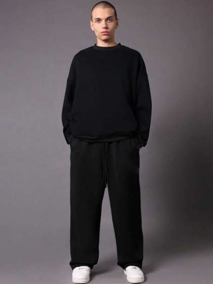 Moda Rapido Mens
                        Black Solid Cotton Korean relaxed fit
                        Trackpants