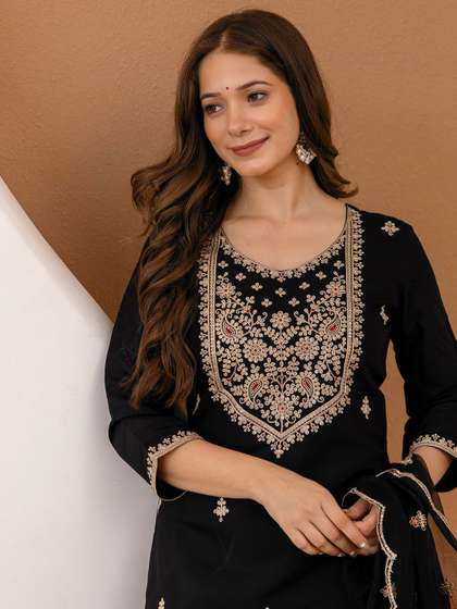 SANISA Women Black
                        Silk Blend Embroidered Kurta & Trousers With
                        Dupatta