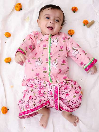 BownBee Boys Ethnic
                    Motifs Printed Regular Pure Cotton Kurta with Dhoti
                    Pants