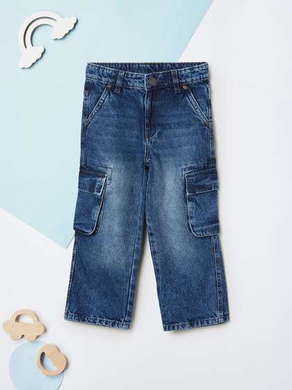 max Boys Regular Fit
                    Mid-Rise Slash Knee Heavy Fade Pure Cotton Jeans