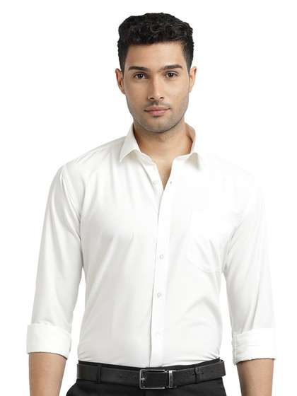 OTTO Men India Slim
                        Fit Solid Spread Collar Formal Shirt