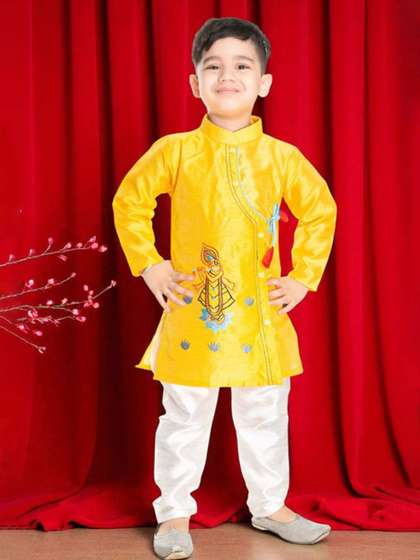 Boys Ethnic Motifs
                    Embroidered Kurta with Pyjamas