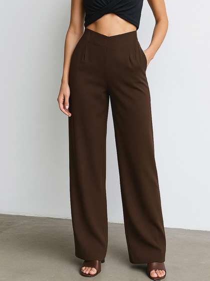 SASSAFRAS Women
                        Regular Fit High-Rise Pleated Side Zipper Korean
                        Pants Trousers