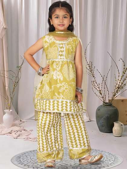 Cutiekins Girls Floral
                    Printed Kurta with Palazzo & Dupatta