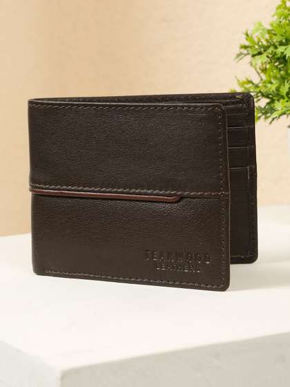 Teakwood Leathers Men
                    Leather Two Fold Wallet