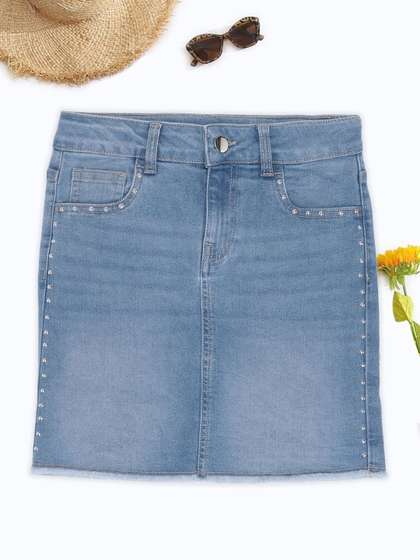 Pantaloons Junior
                      Girls Pure Cotton Straight Mini Skirt