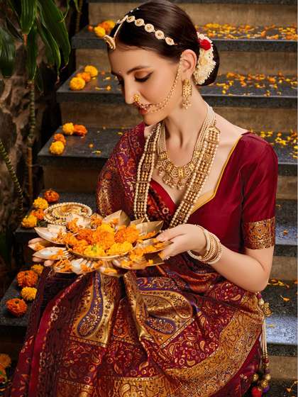 KALINI Woven Design
                        Zari Patola Saree