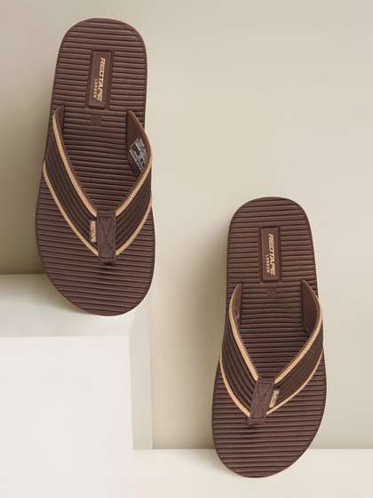 Red Tape Men Thong
                    Flip-Flops